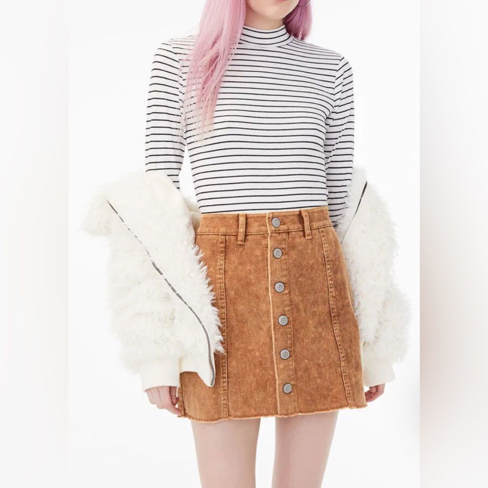 Aeropostale High-Rise Button-Front Corduroy Skirt. Light Brown. Size 10